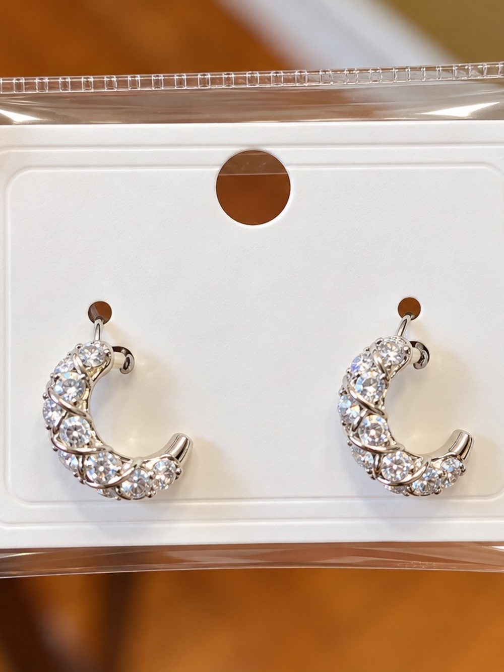 ✨ 925 Sterling Silver Sparkling Hoop Earrings